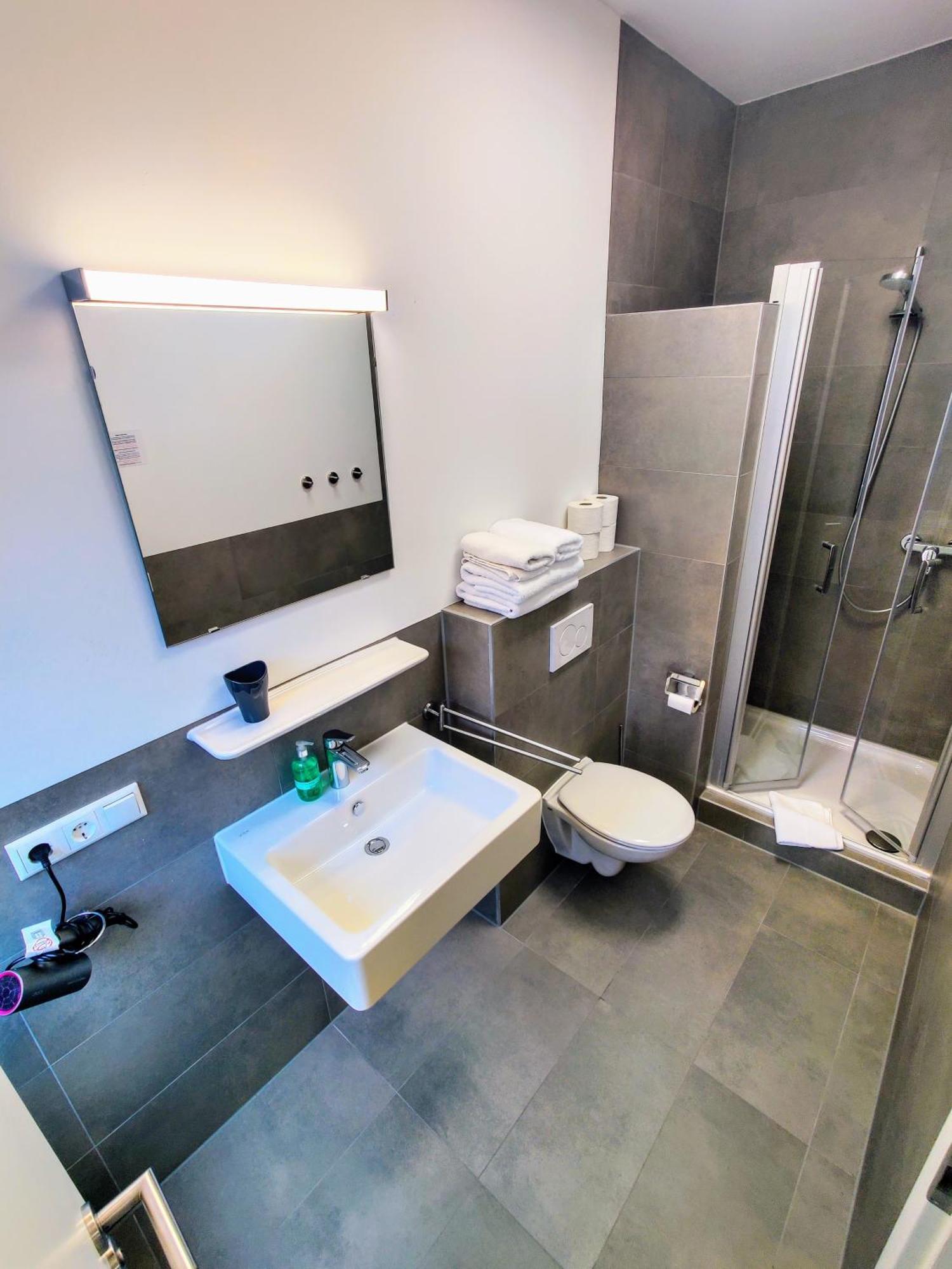 Boardinghouse - Stadtvilla Budget Schweinfurt Esterno foto