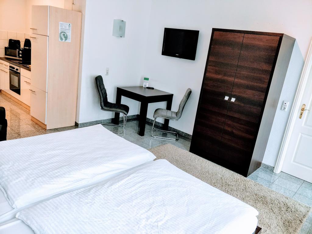 Boardinghouse - Stadtvilla Budget Schweinfurt Esterno foto