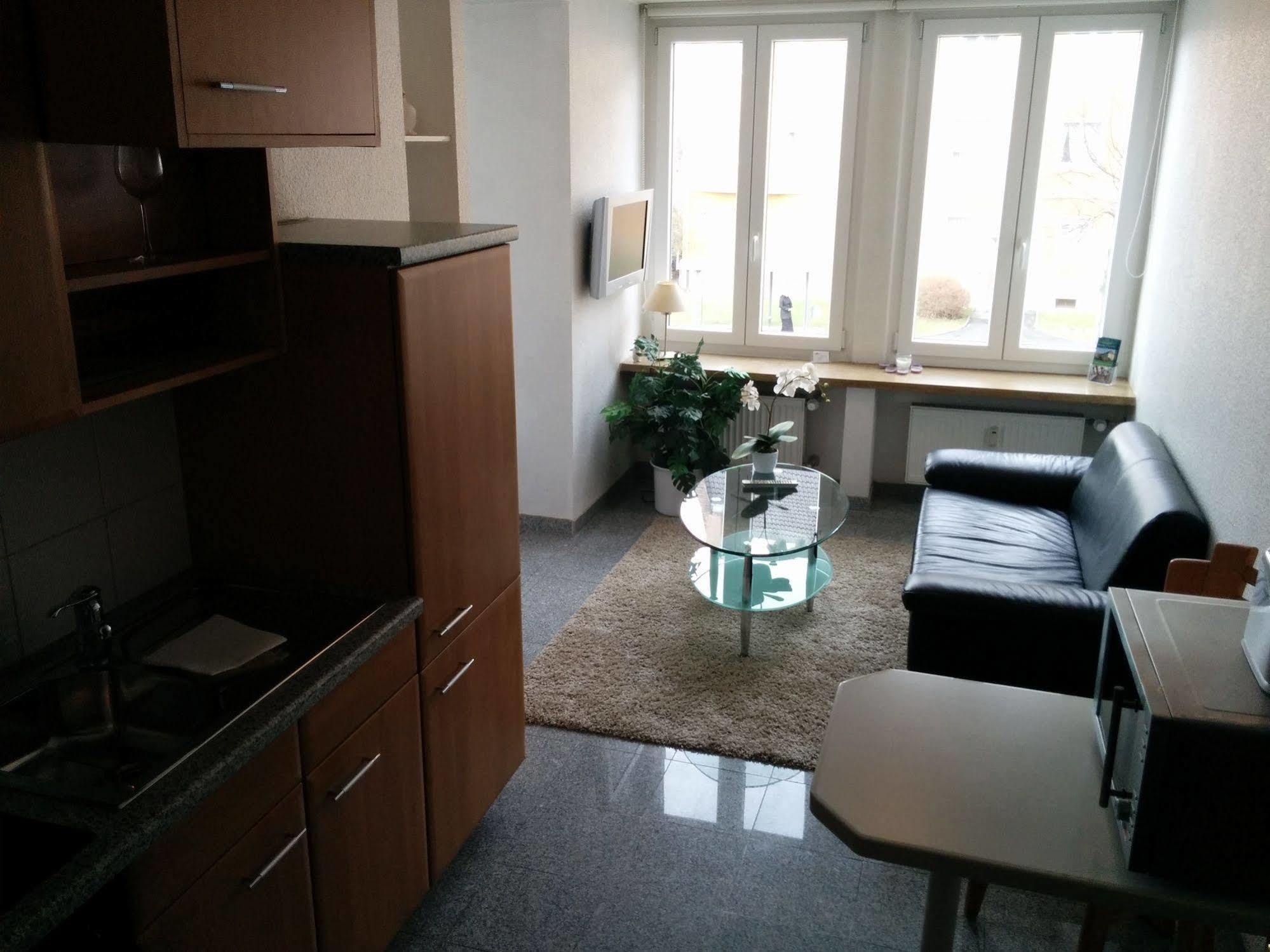 Boardinghouse - Stadtvilla Budget Schweinfurt Esterno foto