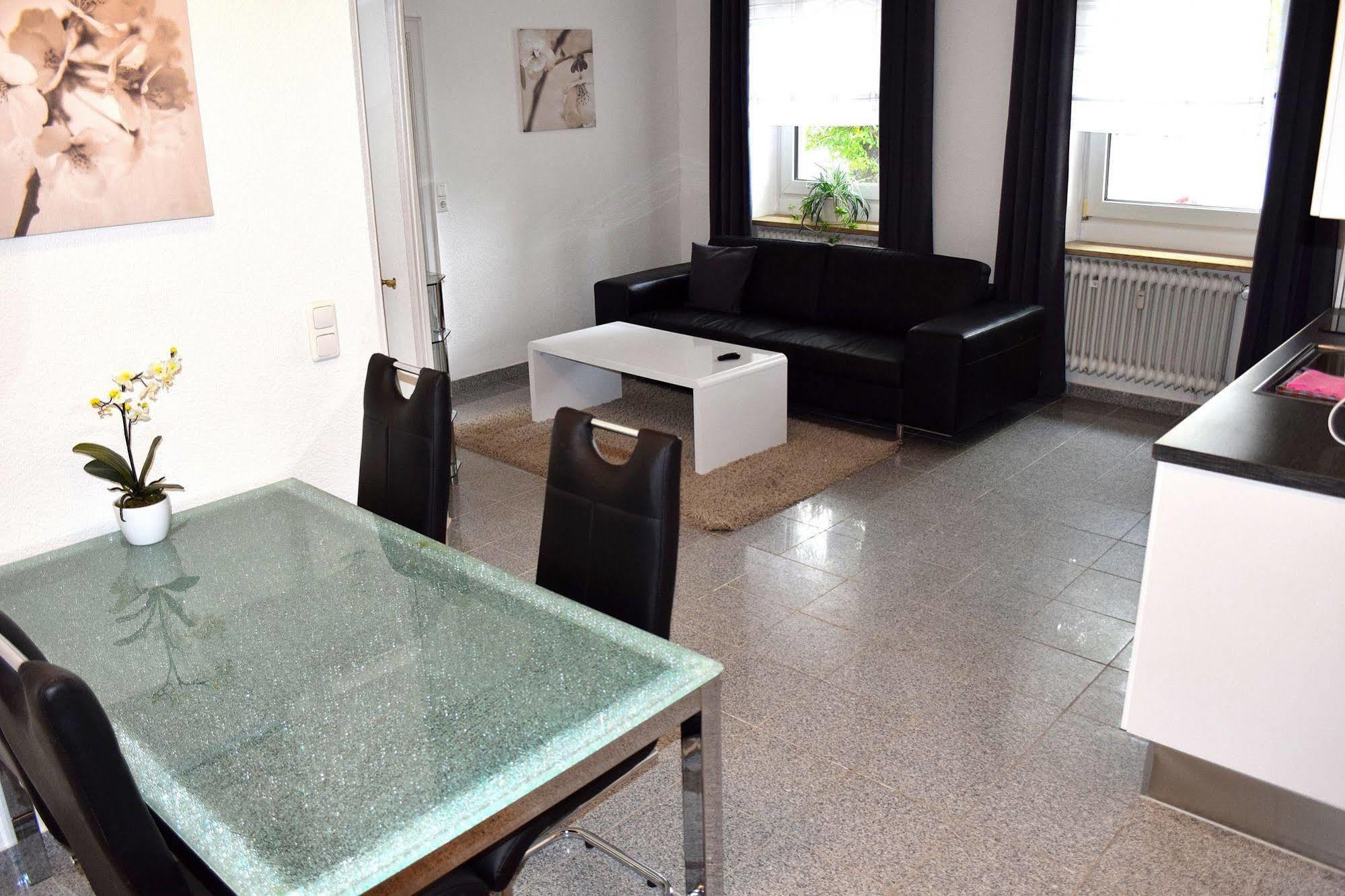 Boardinghouse - Stadtvilla Budget Schweinfurt Esterno foto