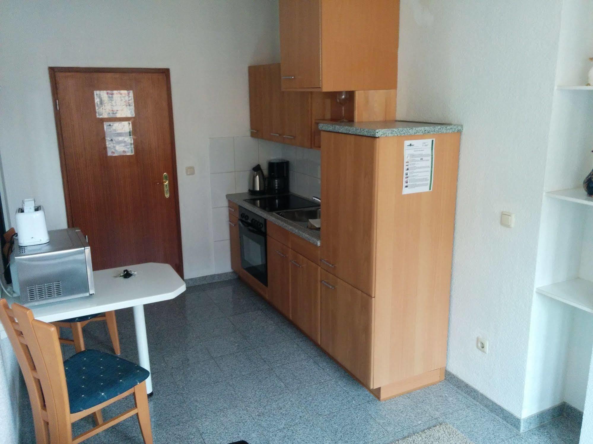Boardinghouse - Stadtvilla Budget Schweinfurt Esterno foto