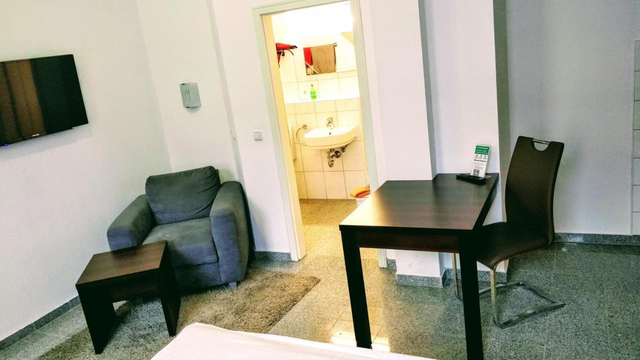 Boardinghouse - Stadtvilla Budget Schweinfurt Esterno foto